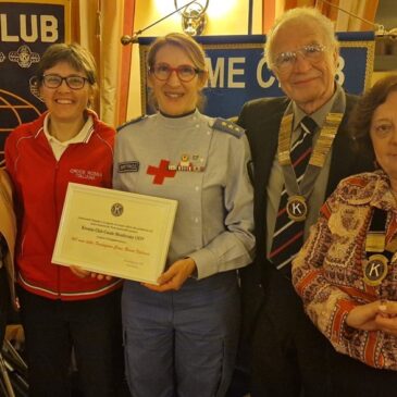 KC Casale Monferrato – L’omaggio ai 160 Anni della Croce Rossa. Dimostrazioni delle Volontarie sui manichini pediatrici